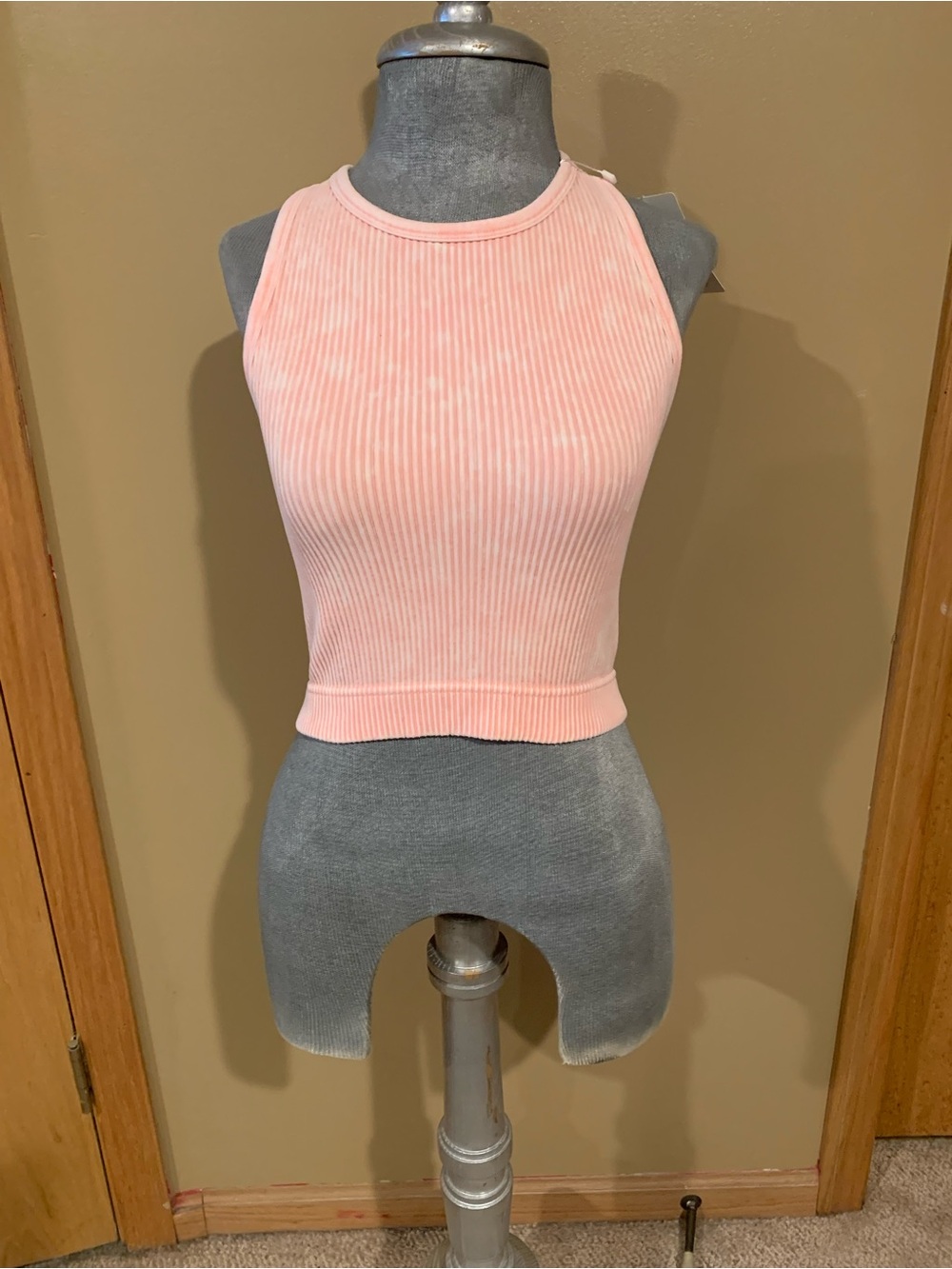 Ribbed Crop Tank Top - Pink